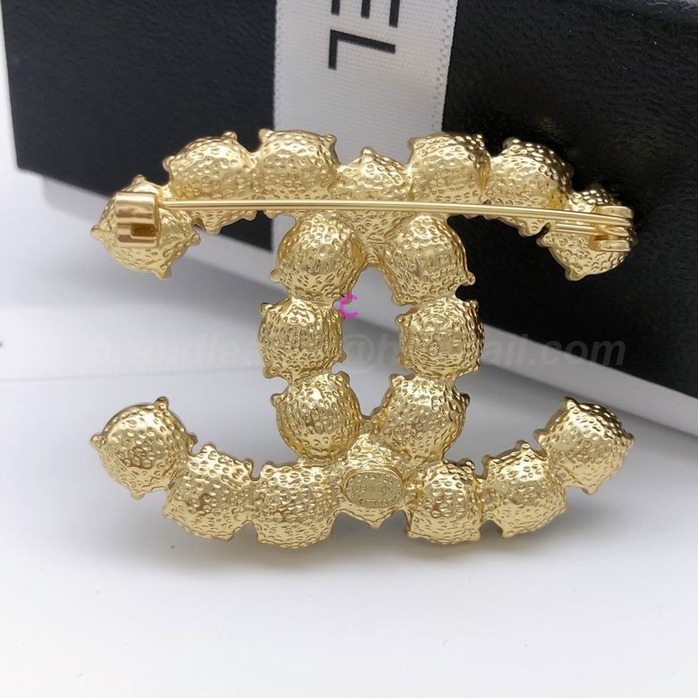 Chanel Brooch 477